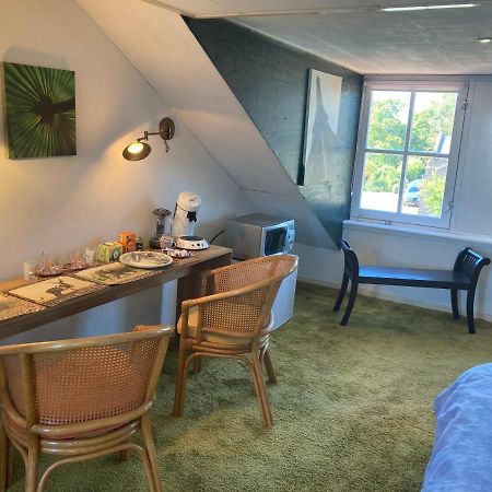 Luc'S Place, Waterbed Grote Kamer Zoeterwoude Luaran gambar
